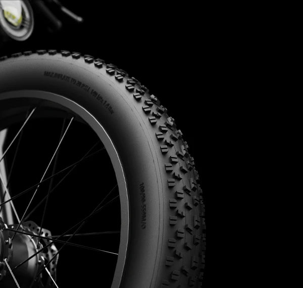 26 × 4.0” Fat Tires